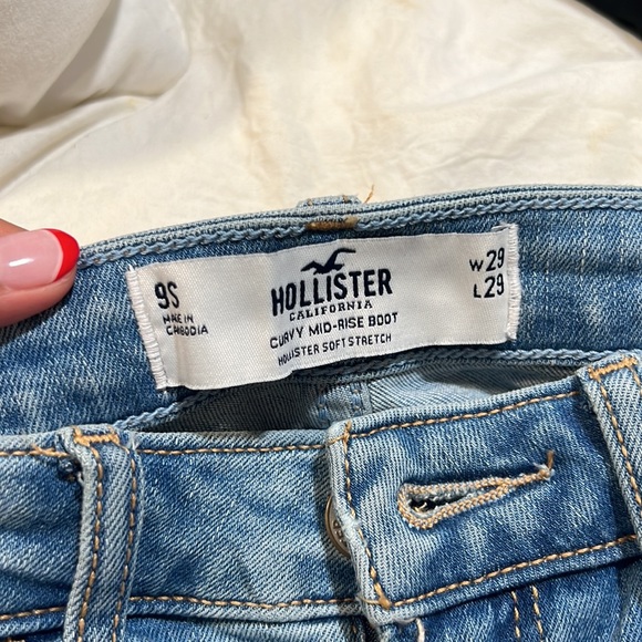 NWOT! Hollister Light Denim Wash Flare Jeans - Picture 3 of 6
